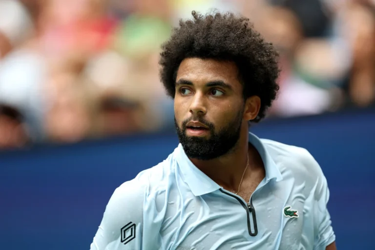 US Open: Arthur Fils Blows 6-4, 4-1 Lead, Loses to Tsitsipas in First Round - TennisTemple