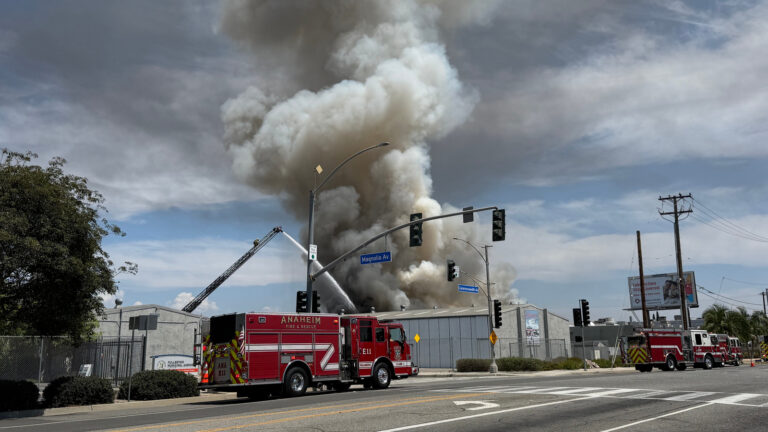 Dramatic fire erupts at Fullerton Municipal Airport, prompting massive response from firefighters - ABC7 Los Angeles