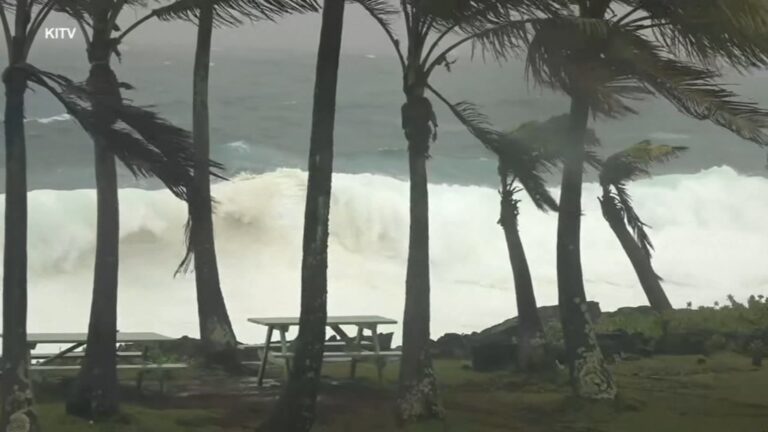 Hurricane Lala skirts Hawaii's Big Island without making landfall as heavy wind, rain lash region - ABC7 Bay Area