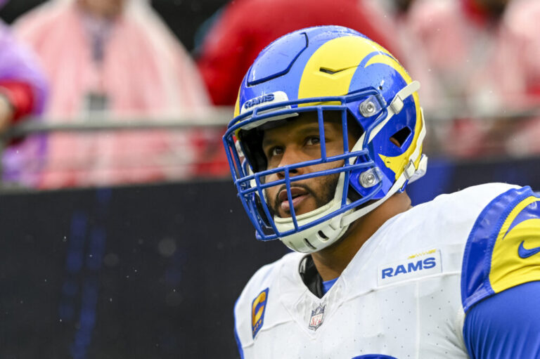 Aaron Donald Completes Another Rams Workout - NFL Rumors - ProFootballRumors.com