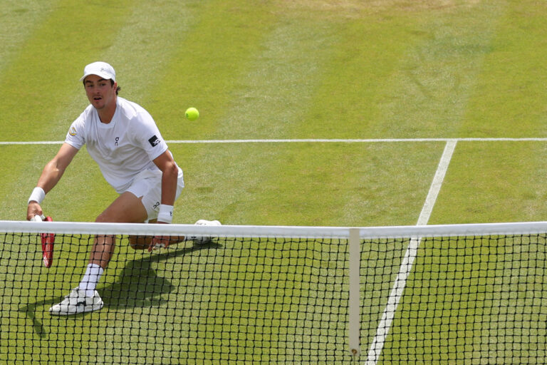 Tsitsipas vs Fonseca Odds, Predictions & Picks for ATP Montreal - Sports Betting Dime