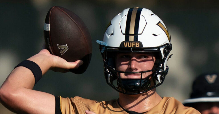 Vanderbilt Fall Camp Day 7 Intel: Curtis Impresses, WR2 Battle Update - On3