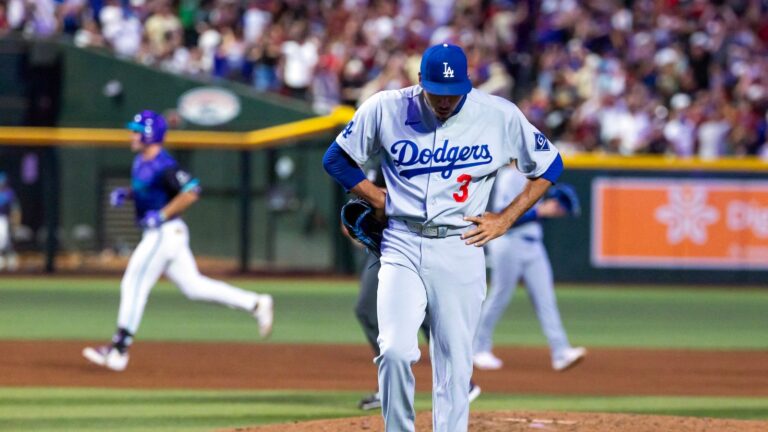 Dodgers' losing streak reaches seven after Díaz gives up walk-off to Waldschmidt - The Sporting Tribune