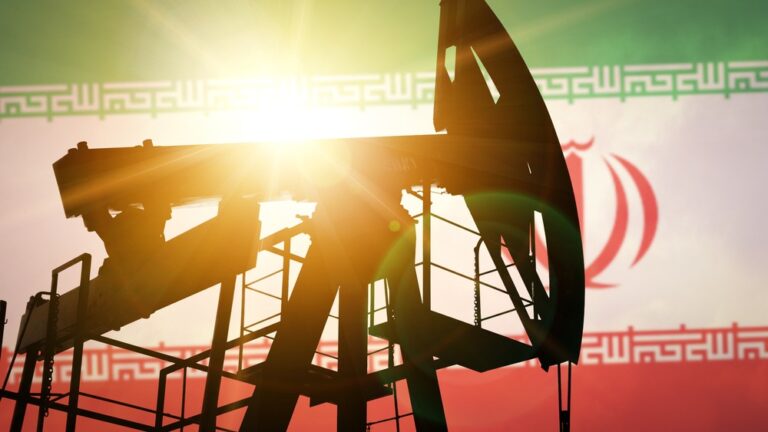 Iran Unveils Huge New Gas Discovery Amid U.S. Economic Pressure - Crude Oil Prices Today | OilPrice.com