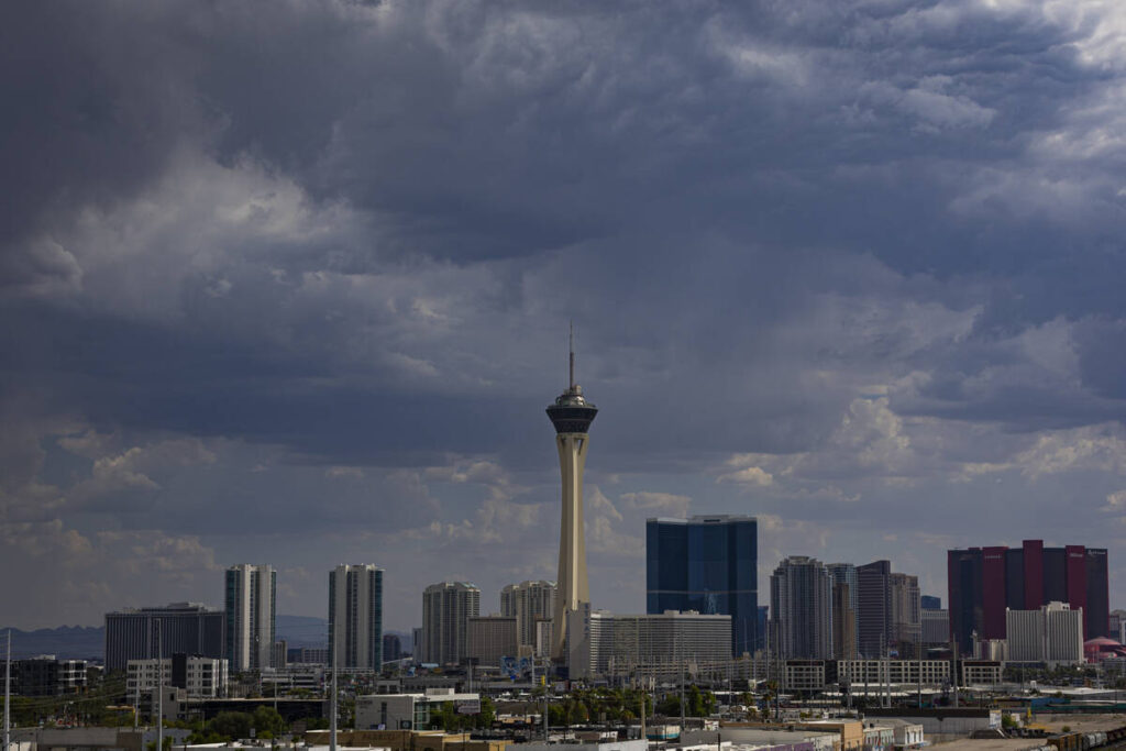 August monsoon storms strike parts of east, northern Las Vegas - Las Vegas Review-Journal