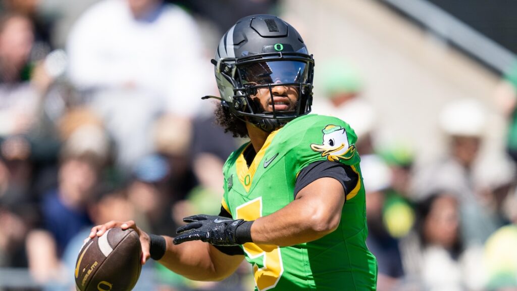 B/R's 2026 Preseason CFB Top 25, Where the AP Poll Got it Wrong - Bleacher Report