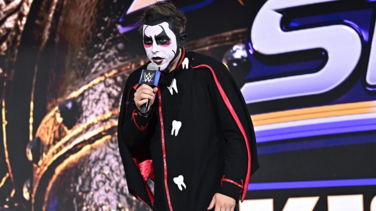 Danhausen Beats Dom Mysterio for $100,000 'Human Monies' at WWE SummerSlam 2026 - Bleacher Report