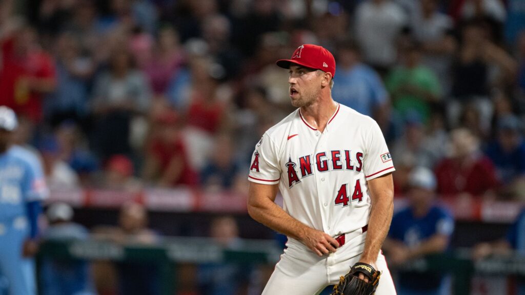 TST Images: Angels defeat Royals, 1-0, at Angel Stadium - The Sporting Tribune