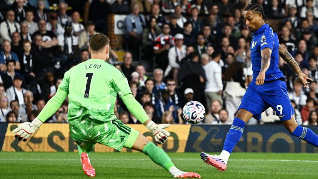 Premier League: Joao Pedro puts Chelsea 1-0 up at Fulham after 31 seconds - AOL.com