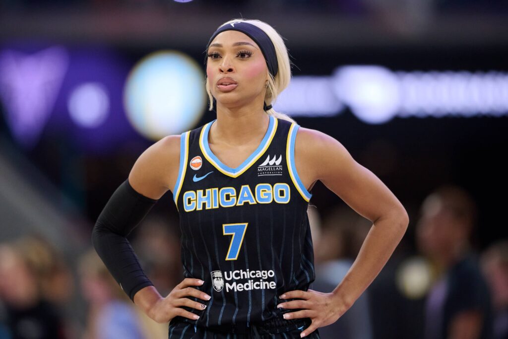Final Injury Report for Valkyries-Sky: Will DiJonai Carrington, Sydney Taylor Play? - AOL.com