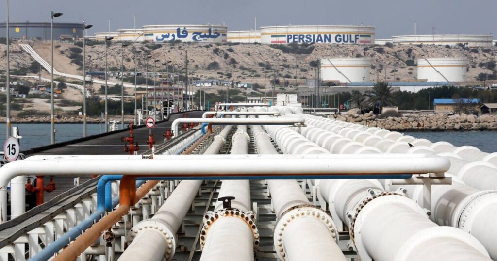 Trump says Iran’s Kharg is being ‘blown to smithereens’, but gives no details - Free Malaysia Today