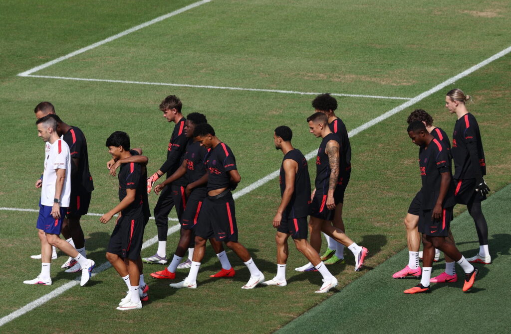 PSG's Squad to Face RC Lens in the Trophee des Champions - roundtable.io