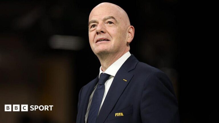 Gianni Infantino remains as Fifa president after executive meeting - BBC