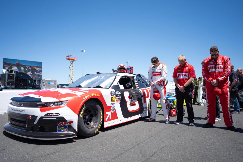 Sammy Smith to Leave JR Motorsports After 2026 - roundtable.io