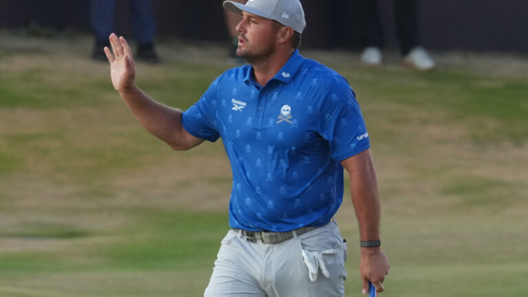 Inside the clues linking golf star Bryson DeChambeau to former hockey goalie Mikayla Demaiter - MARCA
