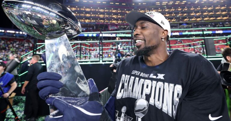 Seahawks’ DeMarcus Lawrence was going to retire. Here’s why he didn’t - The Spokesman-Review