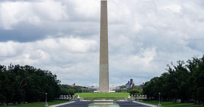 The Lincoln Memorial Reflecting Pool in Washington - The Daily News | Texas' Oldest Newspaper