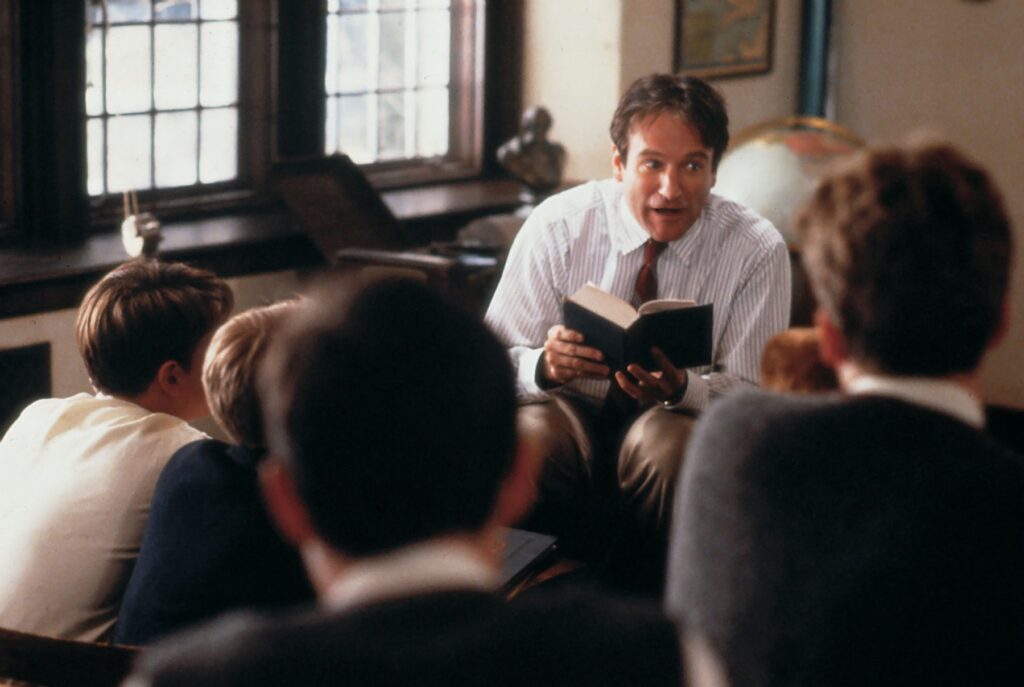 Robin Williams' children have reactivated the actor's Instagram account to honor his legacy and combat the abuse of artificial intelligence regarding his image. - Informat.ro