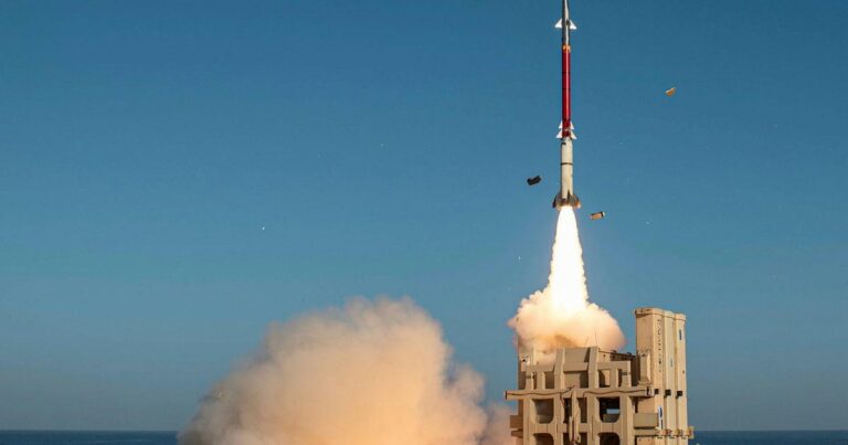 IDF on High Alert Ahead of Possible Major U.S. Strikes on Iran - Haaretz