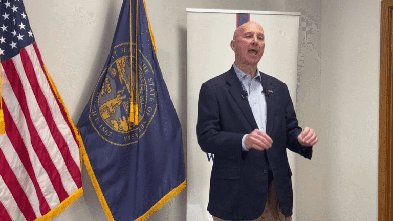 Hegseth tours Offutt Air Force Base with Sen. Ricketts to highlight STRATCOM mission - KFXL