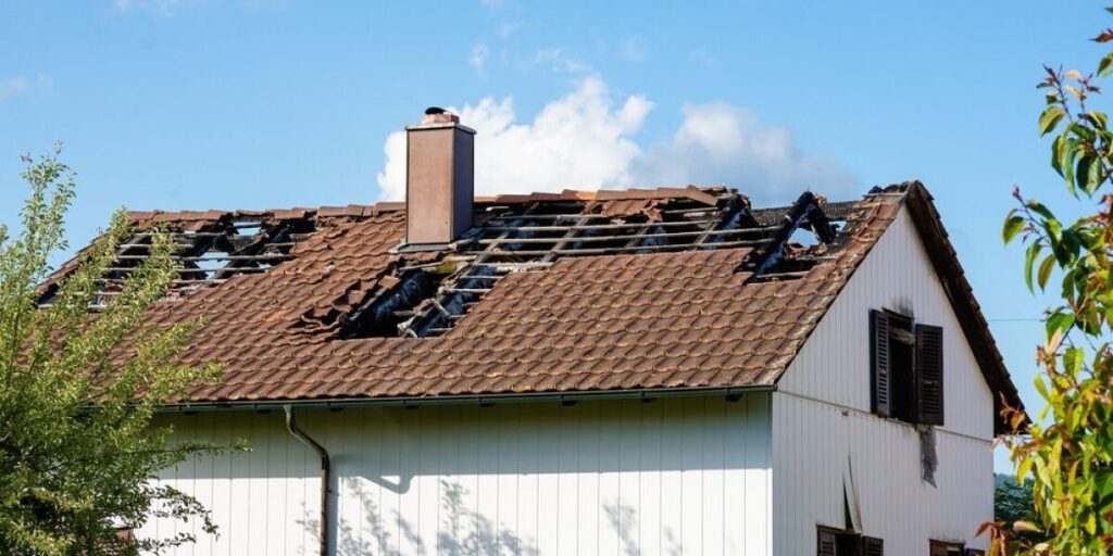 Advice to follow during storms in France whether indoors or outside - The Connexion