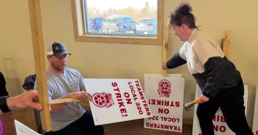 Chisago County employees return to work after months on strike - CBS News