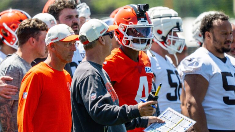Todd Monken's twist with QB among Browns training camp Day 10 takeaways - Akron Beacon Journal