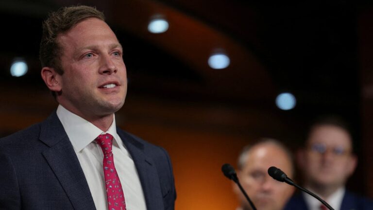Max Miller should resign over domestic abuse allegations | Opinion - USA Today