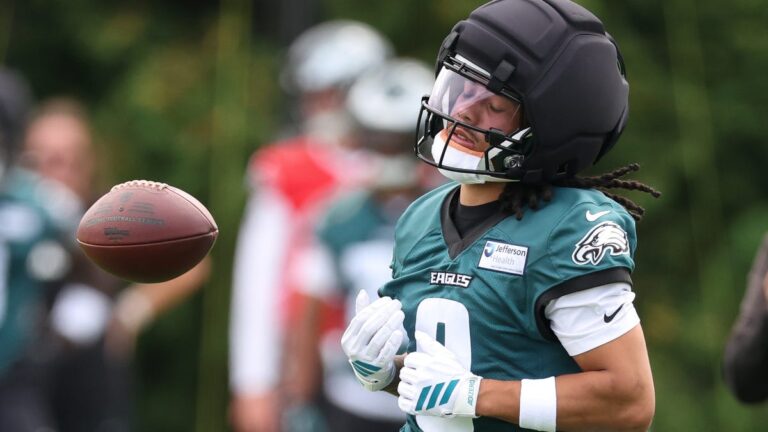 Eagles' coordinator intends to revive 2026 offense with Makai Lemon - Trojans Wire