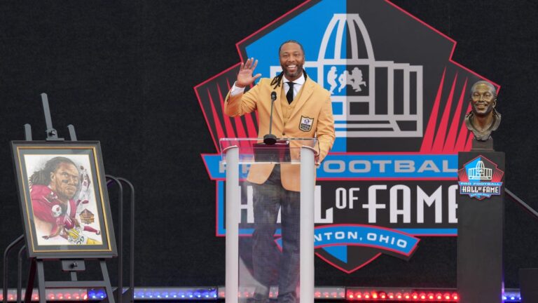 See photos of Larry Fitzgerald at Pro Football Hall of Fame induction - azcentral.com