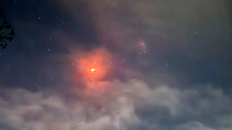 Watch as SpaceX launches rocket on classified mission in California - The Desert Sun