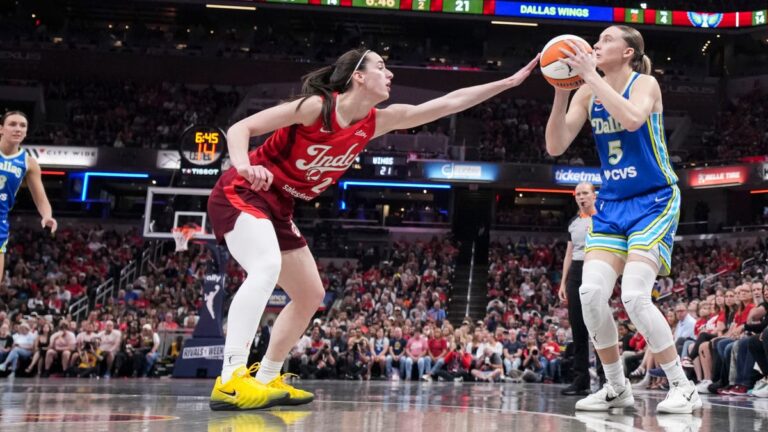 Caitlin Clark, Paige Bueckers go shot for shot as Indiana Fever surge past the Dallas Wings - IndyStar