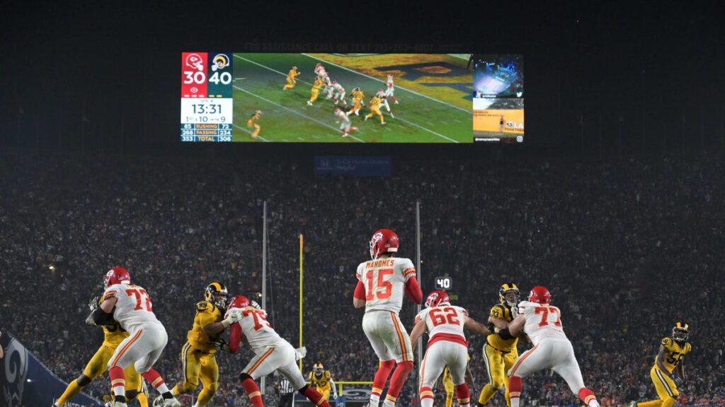 What channel is Chiefs vs Rams game today? Time, how to watch live, streaming - IndyStar