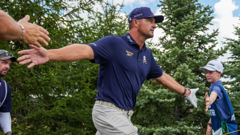 See photos from the final round of LIV Golf Indianapolis at The Club at Chatham Hills - IndyStar