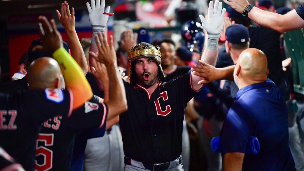 Guardians score vs. Angels. Cleveland beats Los Angeles to run win streak to 5 - Akron Beacon Journal