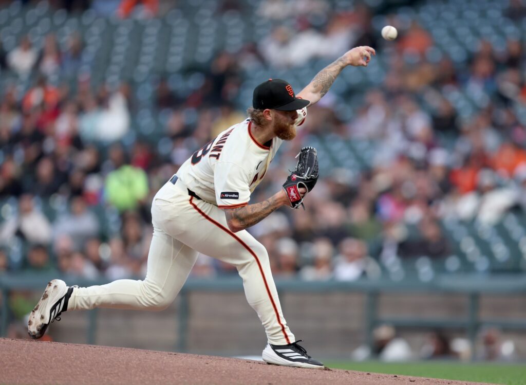 SF Giants’ starting pitcher exits game vs. Cincinnati Reds with injury - Red Bluff Daily News