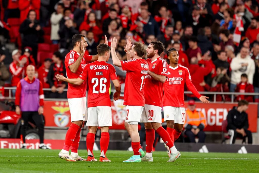 Benfica Primed for Dominance Against Estoril in Primeira Liga Clash - SSBCrack