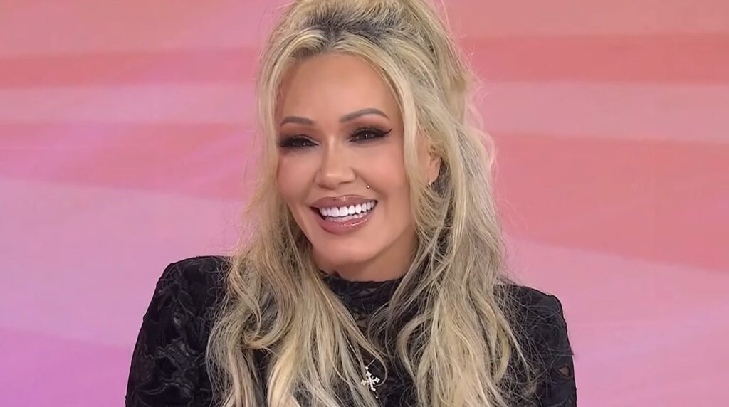 Bunnie XO Opens Up About Life After Jelly Roll Split: “They Should Have Never Let Me Back Out In The Streets” - Whiskey Riff