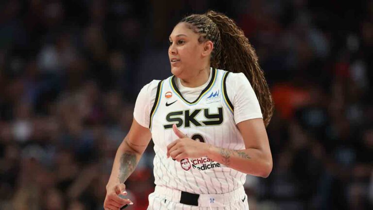 Sky score 34 points in the fourth quarter to beat the Sparks - Sportsnet.ca