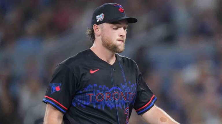 Blue Jays' Trey Yesavage has meniscus injury - Sportsnet.ca