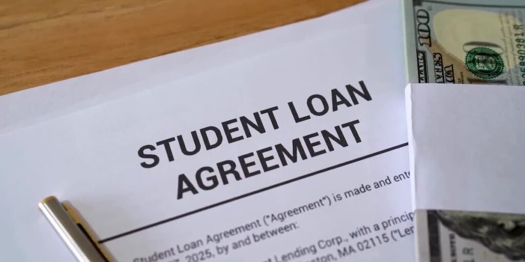 450,000 student loan borrowers may get debt forgiven in $23B settlement - WEAU