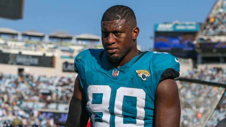 Emmanuel Ogbah Reportedly Signs Chiefs Contract, Updated Depth Chart Amid NFL Training Camp - Bleacher Report