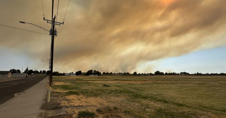 Colwash Fire prompts expanded evacuations in Mabton area - SSBCrack