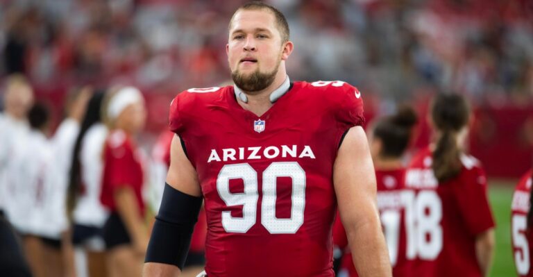 Detroit Lions Sign Free Agent Defensive Tackle Ben Stille - SSBCrack