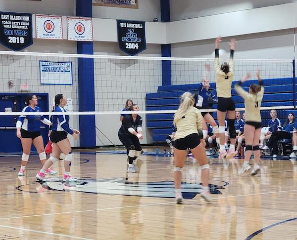 Area Volleyball Roundup: Clinton Knocks East Bladen; Stallions, Gators Win - Columbus County News