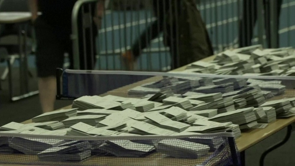 Voting ends in Iceland's close EU referendum - Myanmar International TV