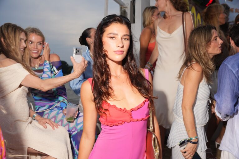 Francesca Keller, Emira D’Spain, Ava Dash, More Attend The Zoe Report x essie’s Sunset Supper a... - Headline Planet