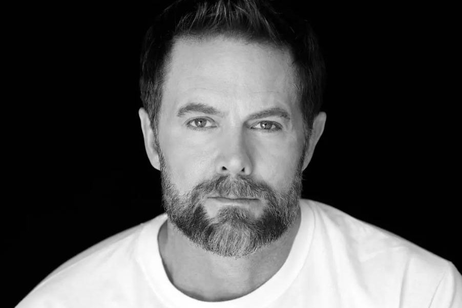 Garret Dillahunt reunites with 'No Country' co-star on 'Lanterns' - upi.com