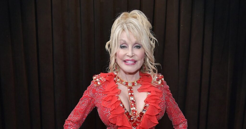 Nashville Airport to Be Renamed After Dolly Parton: ‘Our State’s Favorite Daughter,’ Governor Says - Us Weekly