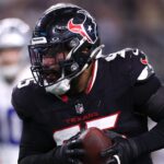 Alex Wright Injury Leads Browns to Ink Ex-Texans Defensive End - heavy.com